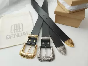 Cinto Feminino Premium com Ponteira e Fivela Trabalhada